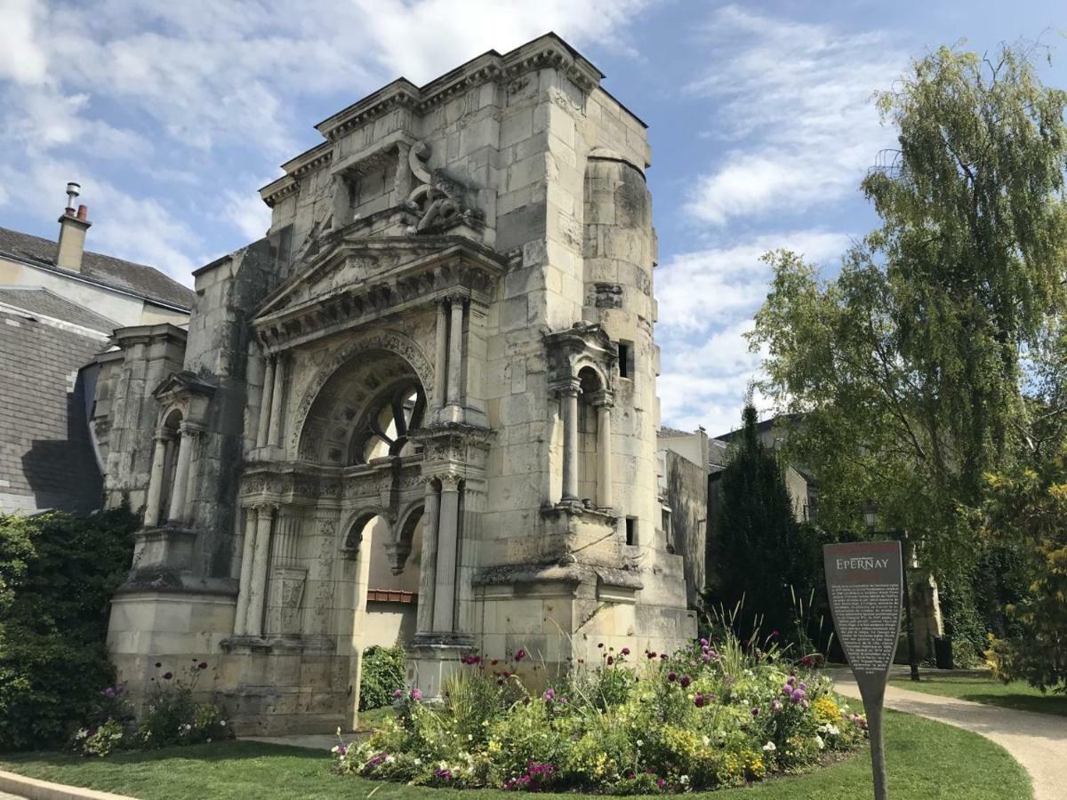 Apartamento La Bulle De Champagne Épernay Exterior foto